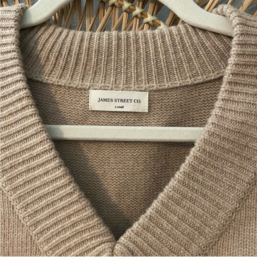 James Street Co Sloane V-Neck XS - Picture 5 of 10